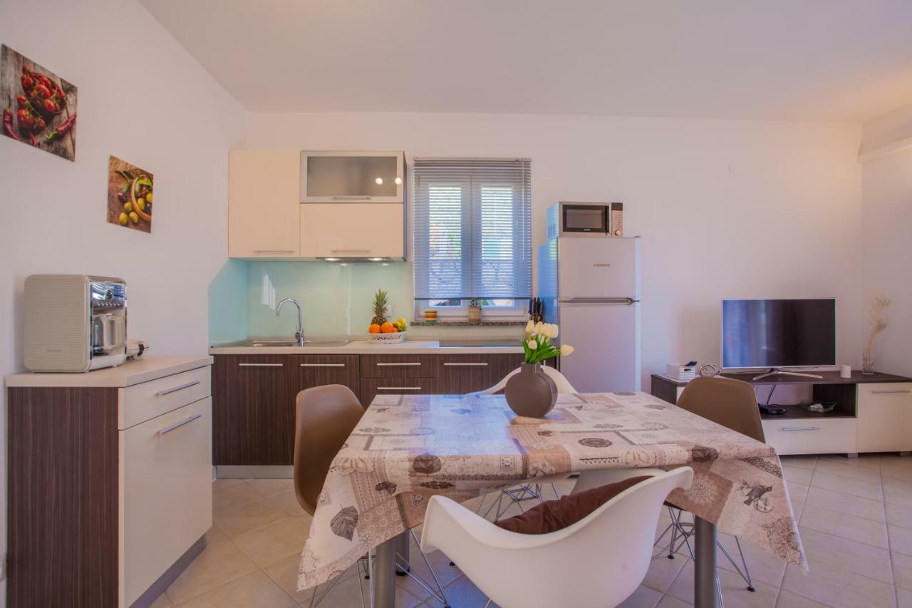 Apartman Madlen Црес Экстерьер фото