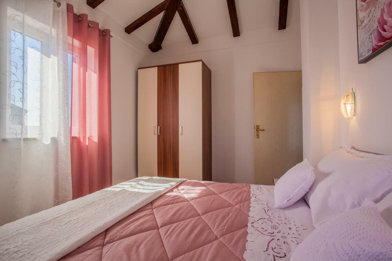 Apartman Madlen Црес Экстерьер фото