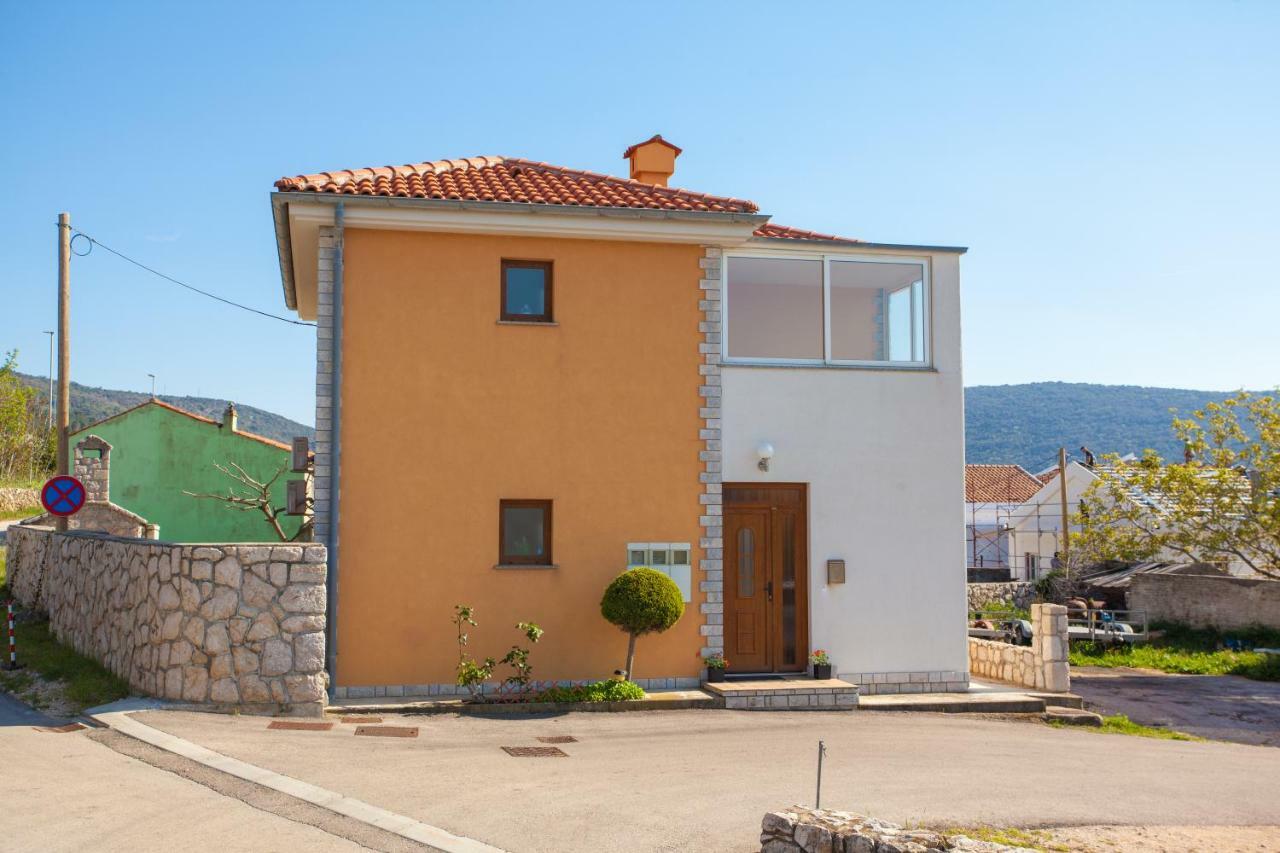 Apartman Madlen Црес Экстерьер фото